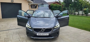 Volvo V40 R-Design Model Cross Country - imagine 3