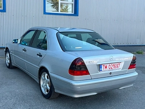 Mercedes C220 CDI Unic propietar nre rosi valabile  - imagine 2