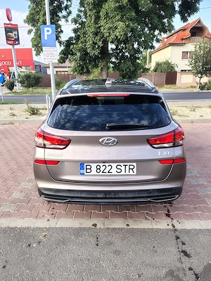 Hyundai i30 Wagon Combi Highway 2023 - 1.5 Benzină, manual, 2 ani garanție - imagine 3