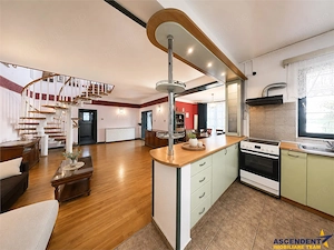 Vila individuala, arhitectura aparte, garaj, terasa,  balcon, Semicentral, Targu Mures - imagine 13