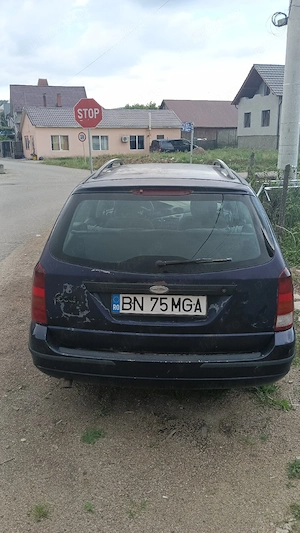 vand ford focus model 1  - imagine 5