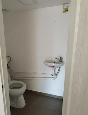 Spațiu Comercial 26 mp la Bulevard, intrare în Voluntari - imagine 3