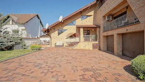Comision 0% | Casă cu arhitectură unică în zona centrală Cristian - imagine 3