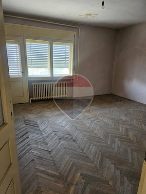 Casă / Vilă cu 6 camere de vânzare - imagine 14