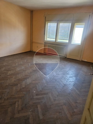 Casă / Vilă cu 6 camere de vânzare - imagine 18