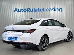 Hyundai Elantra - imagine 3