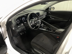 Hyundai Elantra - imagine 5