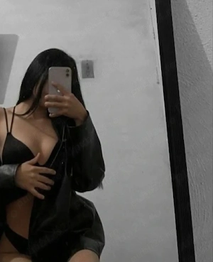 Bruneta hot hot!!! Te aștept la mine!!!
