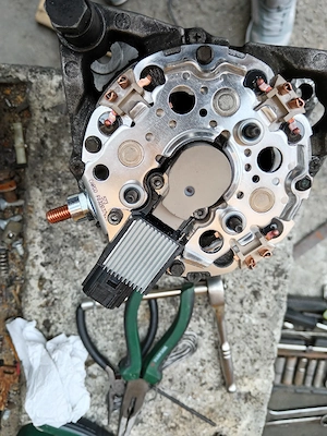 Alternator denso 150a,1, 6 tdci 109 cai ford  - imagine 5
