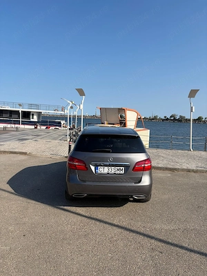 Mercedes B class 220 - imagine 2