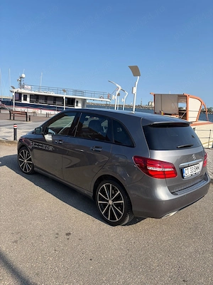 Mercedes B class 220 - imagine 3