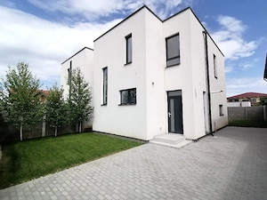 Casa aproape de scoala, gradinita, liceu, 4 camere, asfalt, toate utilitatile - imagine 4