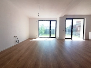 Casa aproape de scoala, gradinita, liceu, 4 camere, asfalt, toate utilitatile