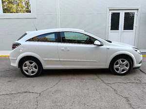 Opel Astra GTC. - imagine 2