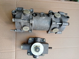 Piese camion ROMAN, RABA, SAVIEM, MAN, supape,2 motoare, 2 cutii viteze AK6, arcuri,, etc.