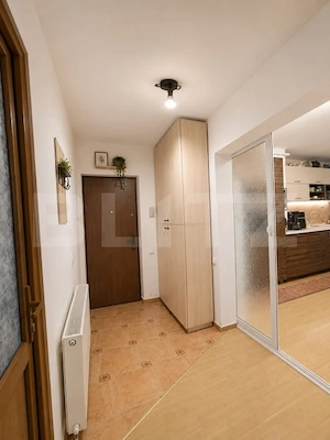 Apartament 3 camere, 68 mp, zona Craiter - imagine 2