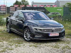 Volkswagen Passat B8,5 2020 R-Line 2.0 TDI 190 cp DSG   IQ.LIGHTS   Bord digital   Distronic  - imagine 2