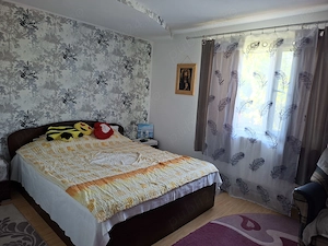Casa de vanzare.Loc M.Kogalniceanu Tulcea.3 dormitoare,living baie, incalzire centrala peleti.T.938m