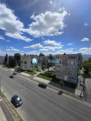 Apartament decomandat cu 3 camere, 2 bai si 3 balcoane  Str. Tabacari, Fagaras - imagine 5