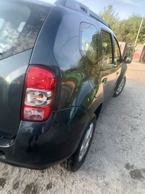 Duster 1,5 . 4x2 170000 km - imagine 3