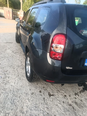 Duster 1,5 . 4x2 170000 km - imagine 9