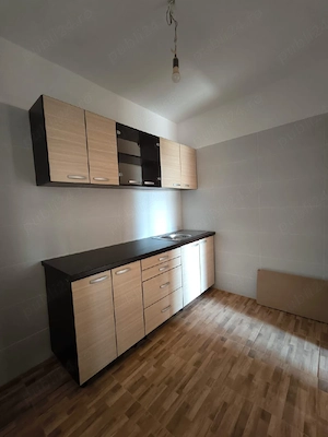 PARTICULAR | 3 camere decomandat | 200 m metrou pet friendly  - imagine 8