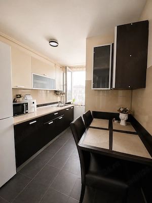 Apartament de vanzare - imagine 4
