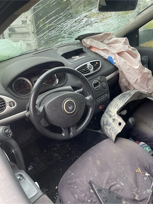 dezmenbrez clio 14-16 v - imagine 3