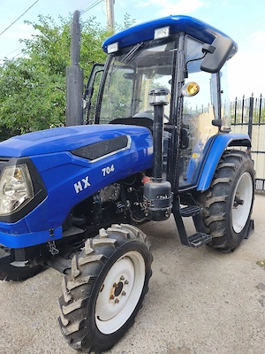 Tractor HX 704 ,4x4 ,79CP