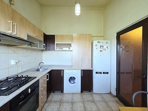 Apartament 2 camere mansarda cu scara interioara CT Ac mobilat si utilat - imagine 4