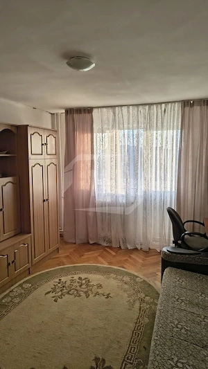 Apartament cu 3 camere, zona Manastur