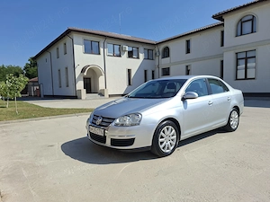 VW Jetta 2010-Prim Proprietar .16-TDI -Economicul -Berlina .Pret 2500 Euro ! - imagine 3