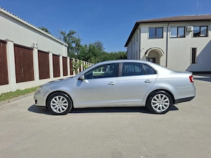 VW Jetta 2010-Prim Proprietar .16-TDI -Economicul -Berlina .Pret 2500 Euro ! - imagine 4