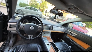 Jaguar XF 3.0 V6 benzina - imagine 5