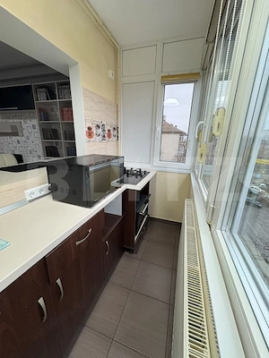 Apartament cu 3 camere, 54 mp, 4 mp balcon, zona Lunei - imagine 4