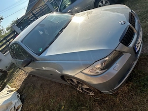 Vand bmw E90 320i - imagine 2