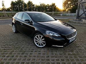 Volvo V40 1.6D Deosebit - imagine 2