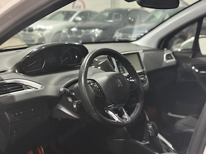 Peugeot 208 1.2 VTi Allure  Consum 5.7% | Navigație & LED | Panoramic | - imagine 4
