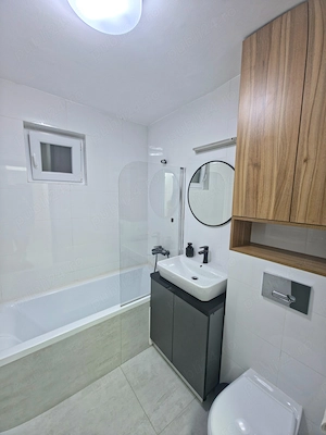 Apartament 3 camere decomandat, renovat complet 2026, Circumvalațiunii, lângă Iulius Mall - imagine 3