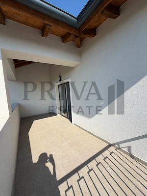 Duplex 115 mp utili, 250 curte, bucătărie închisă, dormitor parter - imagine 6