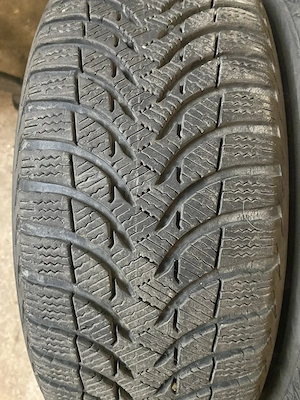 2 Roti complete iarna Michelin Alpin A4 195/65 R15