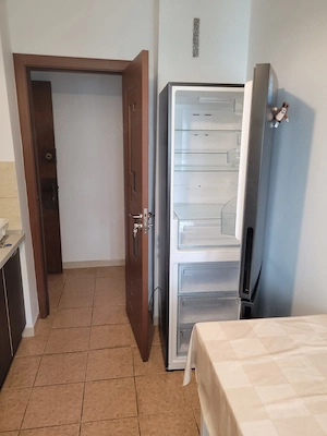 Aviatiei metrou, particular inchiriez apartament 3 camere bloc din 1987 et 2 din 4 - imagine 4