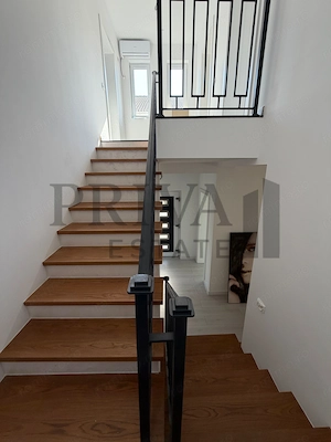 Duplex modern 115 mp utili, 4 camere, dormitor parter. Chisoda - imagine 13