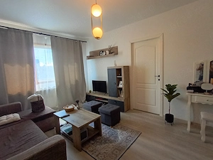 Apartament 2 camere, Podu Ros, 2 minute Palas, PF, 450 euro, mobilat și utilat, contract