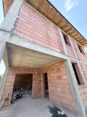 CASA INDIVIDUALA- ZONA SAGULUI - imagine 15