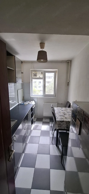 Vând apartament Bariera București  - imagine 3