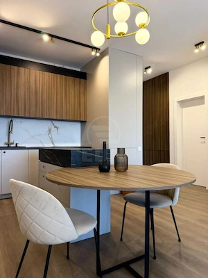 Apartament 2 camere,zona Eroilor - imagine 2