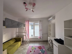 Casa P+1 la Cheie | Crevedia | Lac| 4 camere | 550mp teren | 5 parcări | Magazie - imagine 4