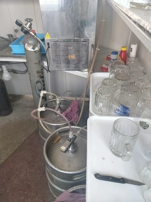 Dozator și mașină de sifoane