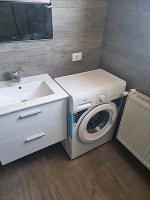 De inchiriat apartament cu 2 camere bloc nou, zona Garii, et.5, 350 Euro - imagine 3